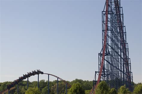 Bad Verb Auf Dem Kopf Von Superman Roller Coaster Six Flags Start