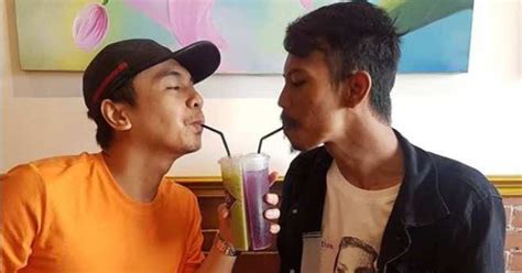 Every day, their relationship is always tinged with quarrels. Kocak, Raditya Dika Bikin Parodi Film Eiffel I'm In Love 2 ...