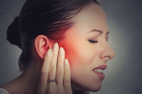 7 Signs Of A Chronic Ear Infection You Should Never Ignore