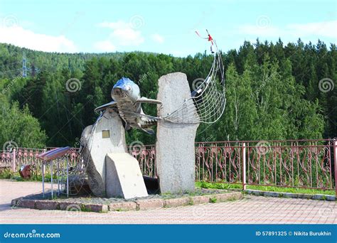The Monument Tsar Fish On A Viewing Platform Editorial Image Image Of