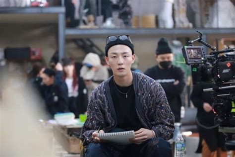 Drakor ini akan tayang perdana pada 19 juni mendatang. 10 Potret Kim Mi Gwi di Drama Korea Nevertheless