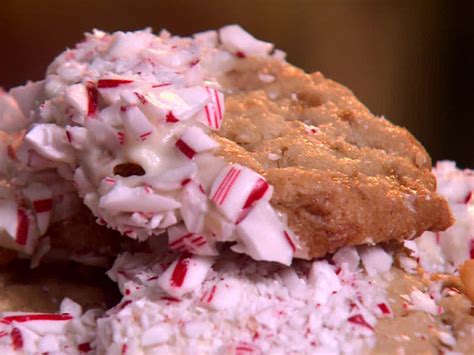When the season is upon us, it's time to start thinking what cookies to bake for our family, fill up our cookie tins with for gifts, serve at our potlucks, and munch on as we start wrapping yet another present. Top 21 Paula Deen Christmas Cookies - Best Recipes Ever