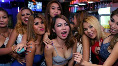 Thailand Pattaya Walking Street Nightlife Pattaya Cheap Bar Girls