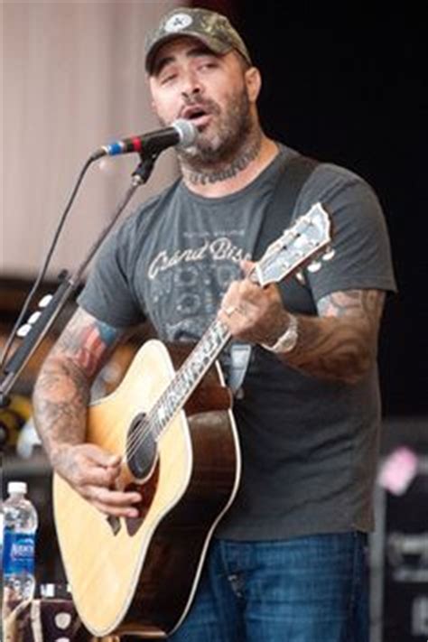 #staind something to remind you. Aaron and his wife Vanessa | Aaron Lewis | Pinterest