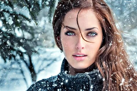 Piękna Kobieta Zima Śnieg