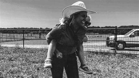 Dear Cowgirl Stop Settling Start Living Life Cowgirl Magazine
