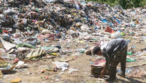 Plastic Trash From The ‘sachet Economy Chokes The Philippines Seas