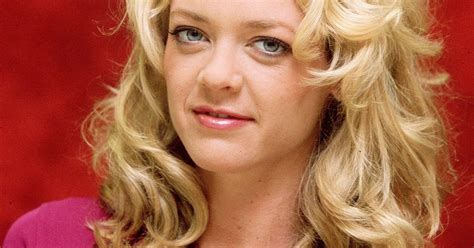 Lisa Robin Kelly Dead That 70s Show Star Dies At 43 Us Weekly