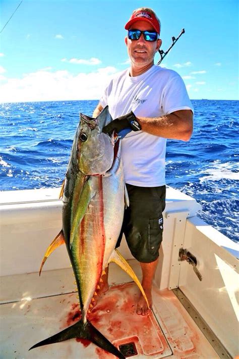 Tuna Time Reellife Gearthatfitsyourlifestyle Fishing Tuna Yellowfin Reellifegear Com