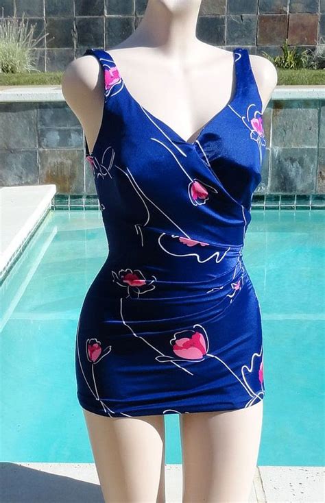 Vintage Early 1970s Roxanne Navy Floral Swimsuit Bathing Suit