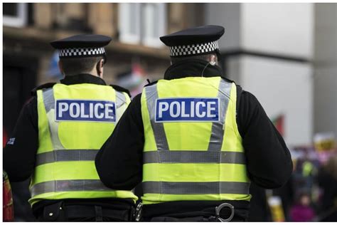 Edinburgh Crime Man 29 Arrested Over Edinburgh ‘assault’ After Police Raid Flat In Glasgow’s