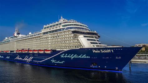 Mein Schiff 1 With Panoramic Cruise In The Strait Of Gibraltar Newsylist
