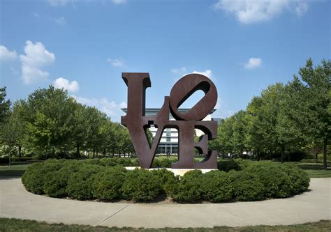 Artist Robert Indiana Facts And Biography