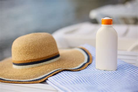 Protect Your Skin This Summer The Dermatology And Skin Cancer Centre