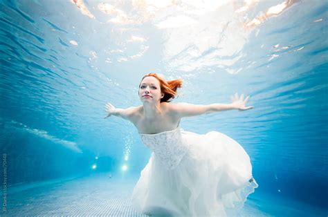 Trash The Dress Underwater Beautiful Bride Swimming In
