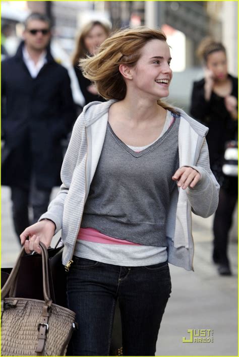 Emma Watson Gets Accepted Into Yale Photo 1757441 Emma Watson