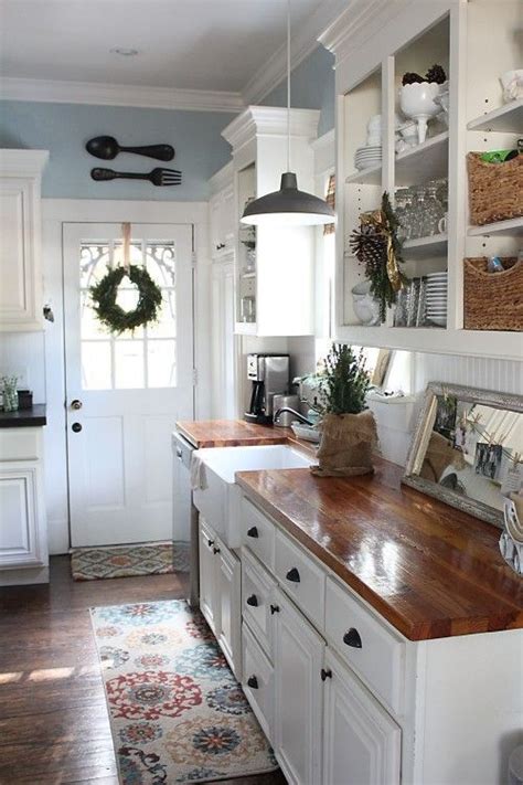 Beautiful Cottage Christmas Decor Ideas On Dagmars Home Look At This