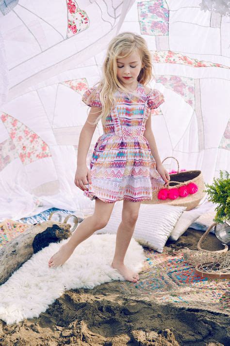 Nellystella Alexis Dress In Rainbow Dream Catcher Ship Now