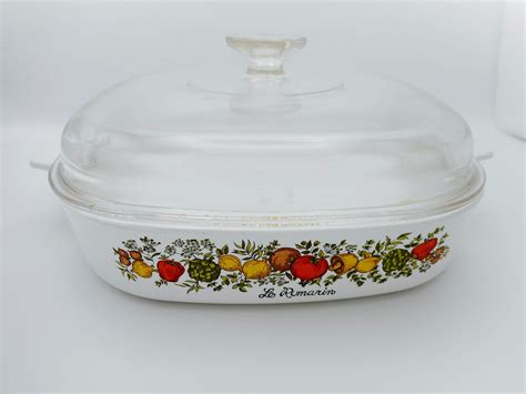 vintage corning ware spice of life 2 5 liter a 10 b casserole with pyrex lid pyrex lids pyrex