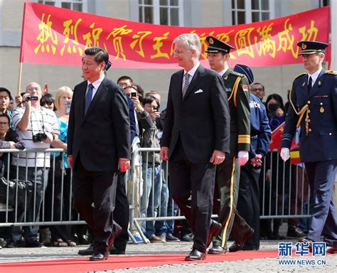 Pixiv is an illustration community service where you can post and enjoy creative work. 習近平主席が外遊から帰国 -- pekinshuho