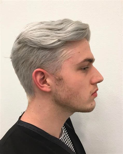 The unisex hairstyle cream claims to give you grey / white bleached looking hair, instantly, with no bleach used and no damage to the hair. pinterest ↠ rizkysaputrahad | Silver hair dye, Dyed hair men, Grey hair dye