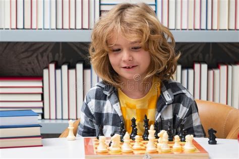 Chess School For Children Little Kid Play Chess Thinking Child Chess