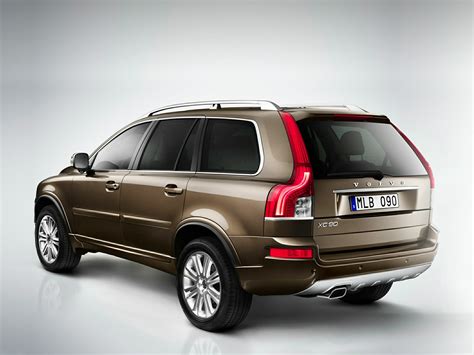 Xc90 is the premium suv that combines advanced safety and comfort, designed for ultimate elegance and capacity with all 7 passengers in mind. 2013 Volvo XC90 - Price, Photos, Reviews & Features