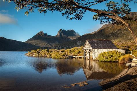 澳大利亚云塔山 库存照片 图片 包括有 塔斯马尼亚岛 山脉 遗产 原野 公园 国家 结构 192741694