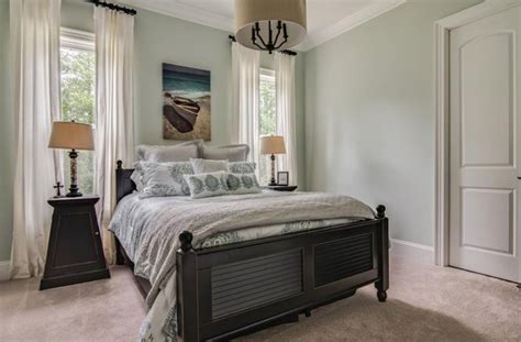 If strong color contrasts designs for bedroom sets don't appeal to you, keep your colors focused on neutral cream and brown tones. 30 Amazing Bedrooms with Dark Furniture#amazing #bedrooms ...