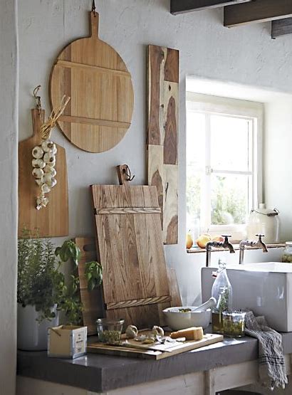 Specifically, trays act to group items together and create one cohesive feel. Best 25+ Rustic cutting boards ideas on Pinterest | Wood ...