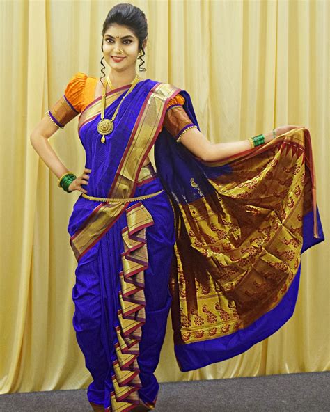 The Marathi Saree Priyankas Blog Marathi Saree Nauvari Saree Saree Wearing Styles