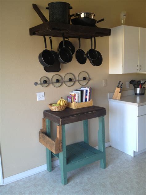 12 Clever Ways To Repurpose Wooden Pallets