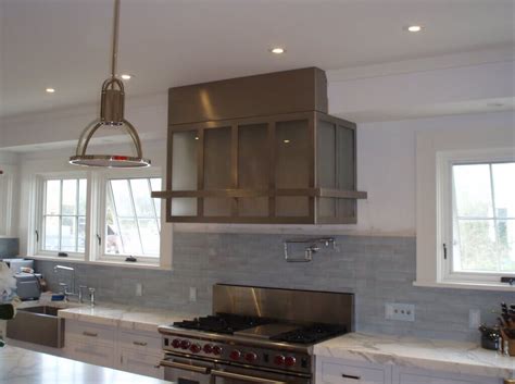 Within stainless steel range hoods, there are 695 convertible products, 687 ducted products, and 39 ductless products. Pin on Kitchen