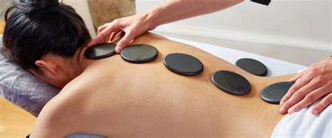 Enjoy A Hot Stones Massage With A Healing Touch