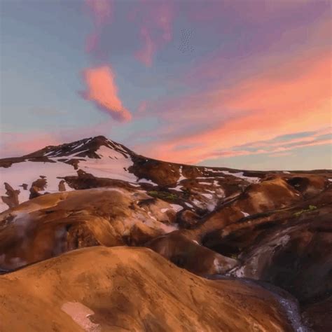 A Mesmerizing Timelapse Of The Gorgeous Icelandic Highlands As