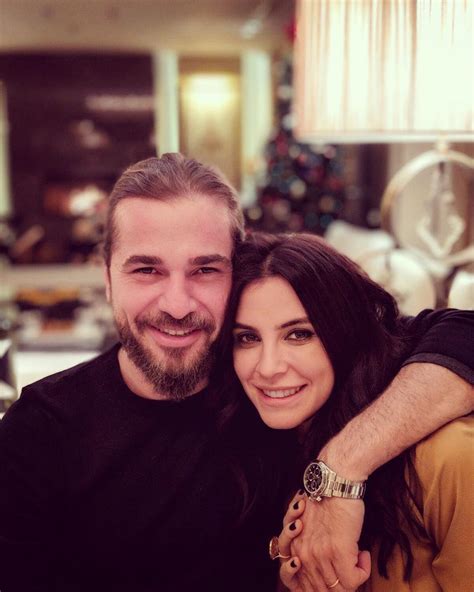 Real Life Pictures Of Famous Ertugrul Ghazi With His Wife And Son