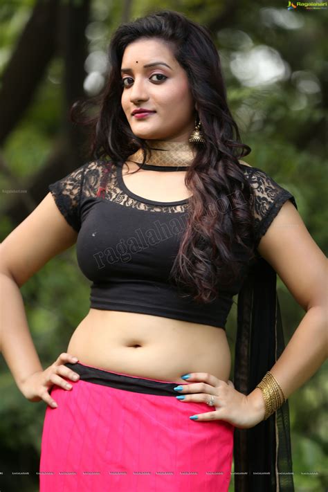 South indian actress navel show. Janani Spicy Hot actress hot saree hot navel hot cleavage ...