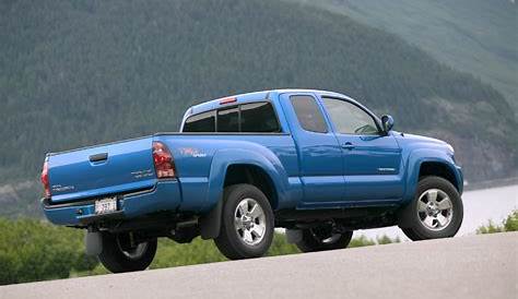 2005 toyota tacoma prerunner towing capacity