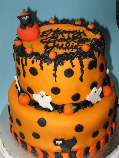 You can write name on birthday cakes images, happy birthday cake with name editor, personalized birthday cake with names to send happy birthday wishes for friends, family members & loved ones via birthdaycake24.com. Halloween Cakes - Decoration Ideas | Little Birthday Cakes