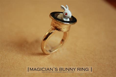 Delirious R081 Magicians Bunny Ring