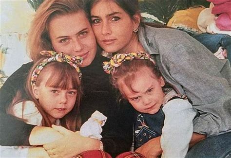 La coppia si dice addio definitivamente e a la coppia di cantanti ha fatto un lungo tour in giro per il mondo che adesso è finalmente giunto al termine. Ylenia Carrisi è viva, Romina Power e Albano ci credono ancora