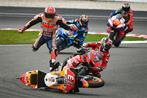 Welcome to the official moto malaysia facebook page! 2019 sees lowest crash tally since 2015 | MotoGP™