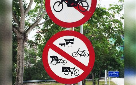 Video shows what whilst means. Is it legal to cycle on Malaysian highways? | AskLegal.my