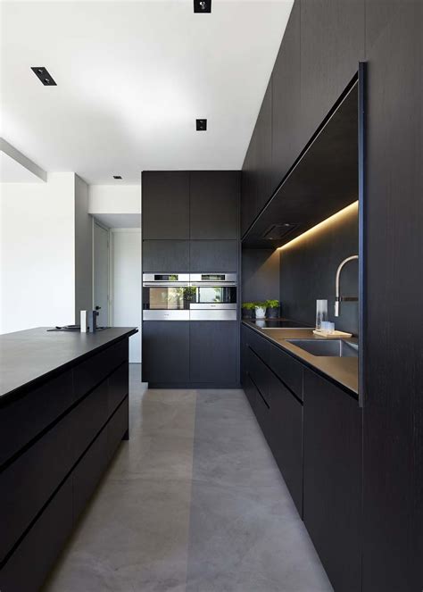 Bold And Beautiful Black Kitchen Design Ideas To Enhance Beauty Of Your