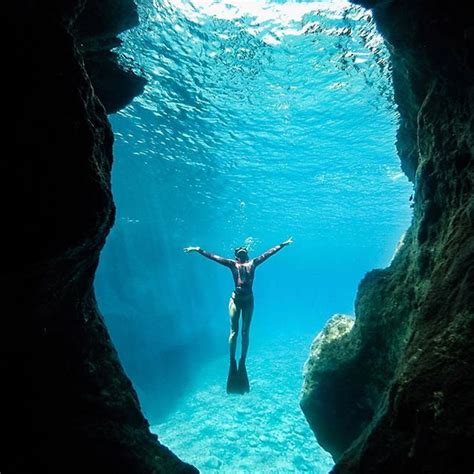 Majestic Diving Photography That Will Give You Scuba Thirst Pin I M O