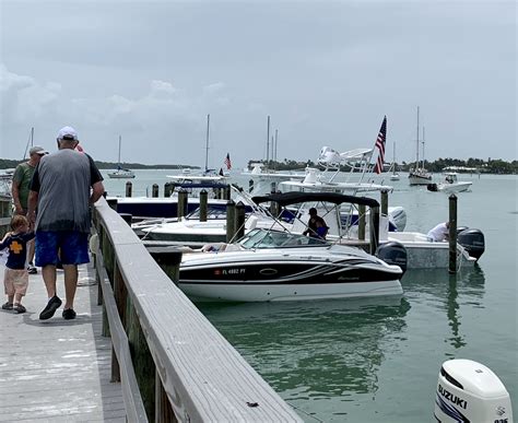 Arrive by boat to go to the Mar Vista restaurant on Longboat Key