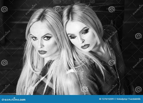 free lesbian twin sisters best porn pics