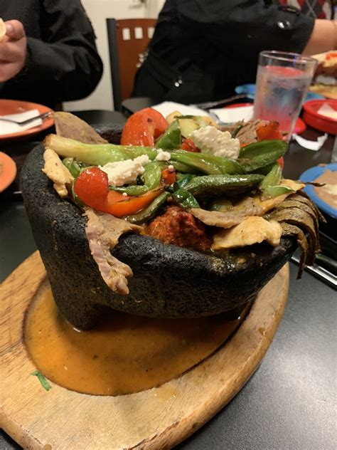 Great british chefs is a team of passionate food. Molcajetes - Mexican Food | Mexican food recipes, Mexican ...