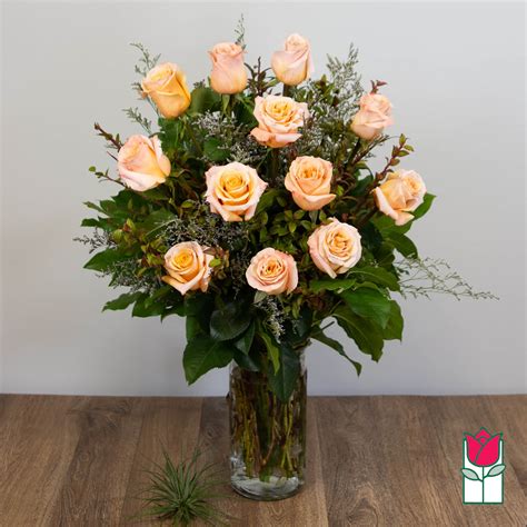 Beretanias Extra Long Stem Peach Rose Masterpiece 30 Larger Flowers