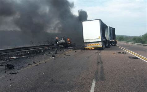 Un pieton a fost lovit mortal de o mașină. N1 in Limpopo reopened after deadly accident
